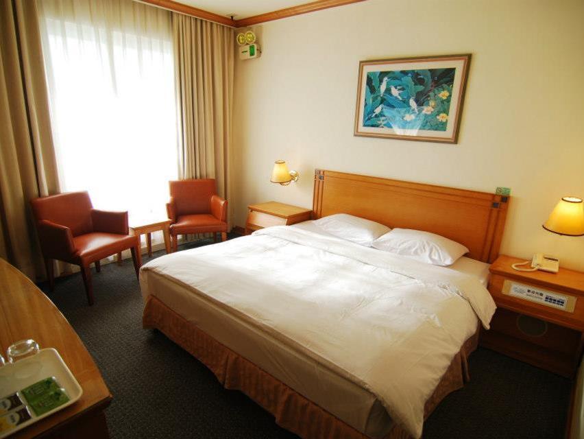 River Inn Kenting Heng-ch'un Eksteriør bilde